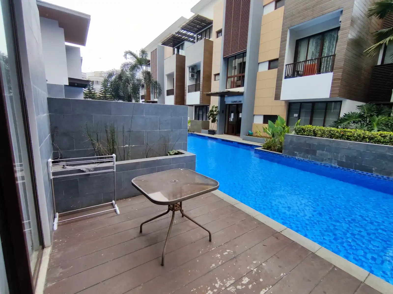 🔥 RUGI BESAR! Loft 2 Lantai BSD – Langsung Pool View, Fully Furnished, Siap Huni! galeri gambar