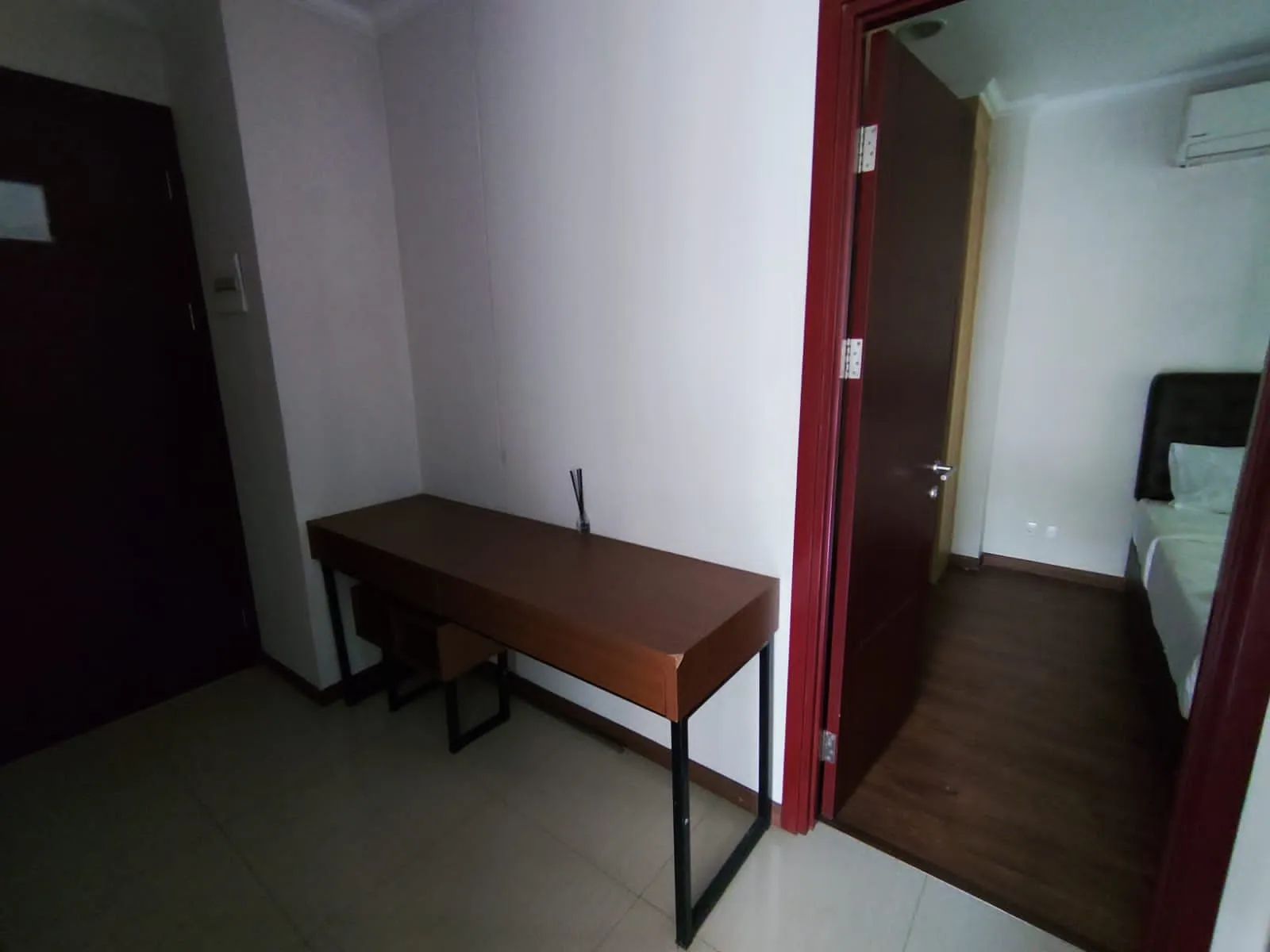 🔥 RUGI BESAR! Loft 2 Lantai BSD – Langsung Pool View, Fully Furnished, Siap Huni! galeri gambar