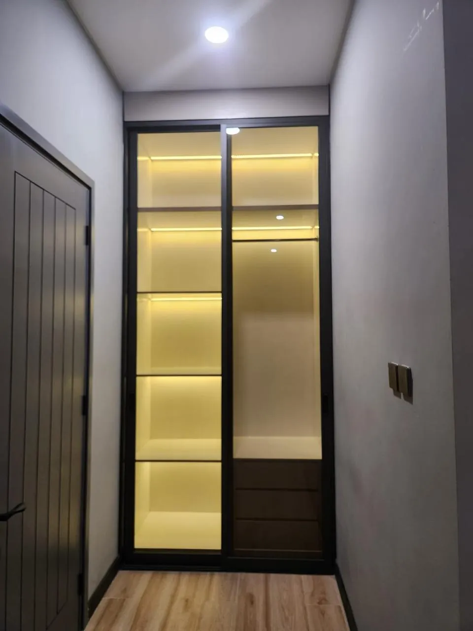 Brand New 3 Lantai The Green BSD – Rooftop, Attic, Sirkulasi Udara Maksimal! galeri gambar